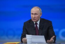 Putin calls for building nuclear-weapon-free world