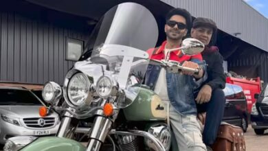 ‘Do mastane’ Aparshakti Khurana & Paresh Rawal enjoy a fun bike ride