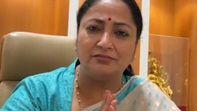 ‘No single-vendor diktat’: Delhi CM warns private schools