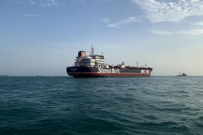Hormuz to reopen as Iran relents: US Hormuz to reopen as Iran relents: US