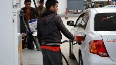 Pakistani traders warn of protest if rise in petroleum prices not withdrawn