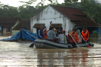 Flood in Indonesia’s Central Java leaves one missing, around 3000 evacuated