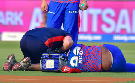 IPL 2026: Lungi Ngidi suffers nasty head injury, stretchered off at Arun Jaitley Stadium