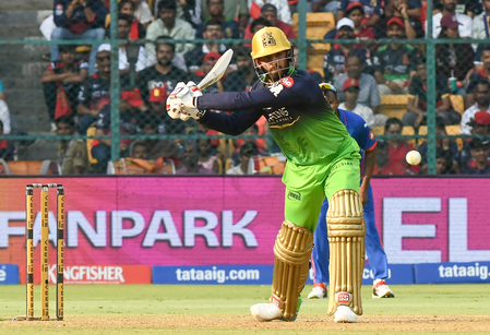 IPL 2026: Delhi Capitals keep Royal Challengers Bengaluru to 175/8 despite Salt’s explosive 63