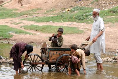 Pakistan: Children from underprivileged families continue to face structural barriers