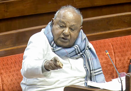 PM Modi, national leaders extend birthday wishes to ex-PM Deve Gowda on 94th birthday (Ld) PM Modi, national leaders extend birthday wishes to ex-PM Deve Gowda on 94th birthday (Ld)