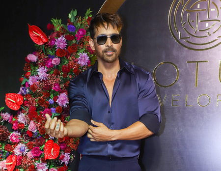 Harshvardhan Rane turns travel time into recovery time, converts his van into ‘spa on wheels’ Harshvardhan Rane turns travel time into recovery time, converts his van into ‘spa on wheels’