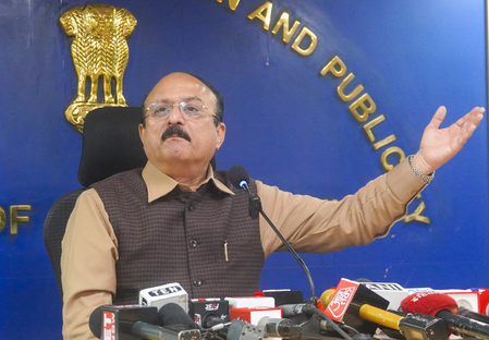 Delhi Education Minister tells schools to focus on quality, digital infra