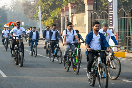 Ahmedabad to spearhead nationwide ‘Fit India Sundays on Cycle’ celebrations for Commonwealth Games Day Ahmedabad to spearhead nationwide ‘Fit India Sundays on Cycle’ celebrations for Commonwealth Games Day