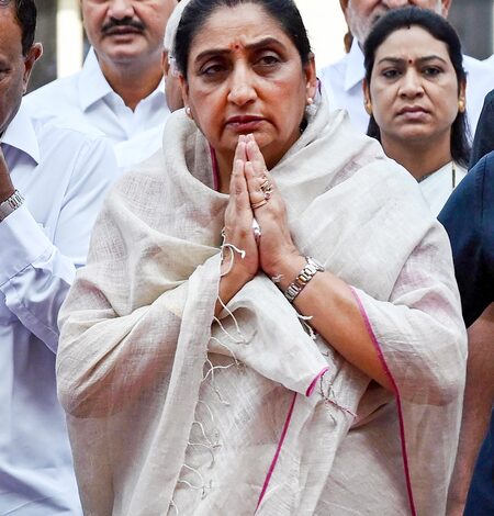 Sunetra Pawar, Akshay Kardile maintain decisive lead in Baramati, Rahuri bypolls