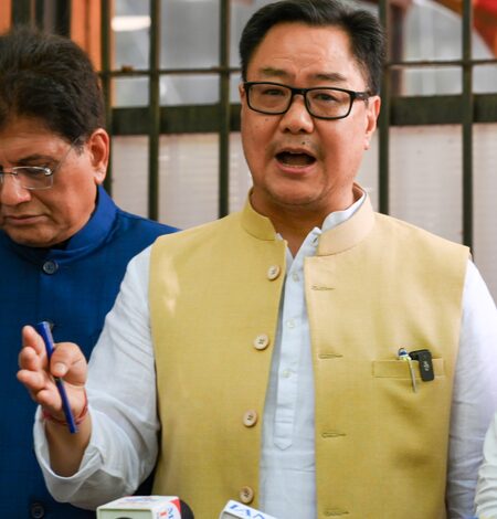 People of India are not fools: Kiren Rijiju says ‘sins committed by Cong never end’ (Ld)