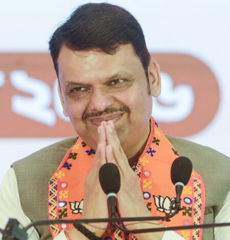 No shortage of funds for successful Kumbh organisation: Maha CM Fadnavis
