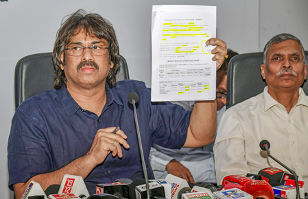 K’taka Education Minister demands scrapping of NTA over NEET paper leak crisis