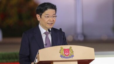 Singaporean PM warns Mideast crisis to prolong supply disruptions, raise recession risks