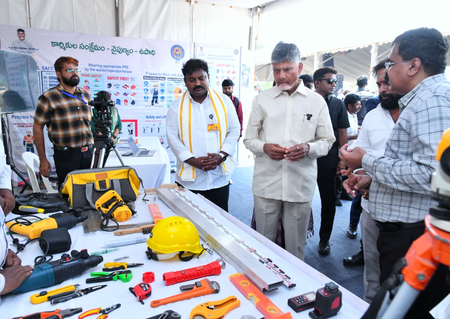 Andhra Pradesh CM promises to set up labour ‘addas’ to help workers