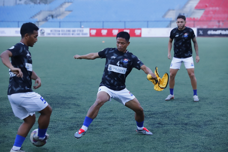 IFL 2025-26: Shillong Lajong look to keep alive title hopes with a win over Chanmari