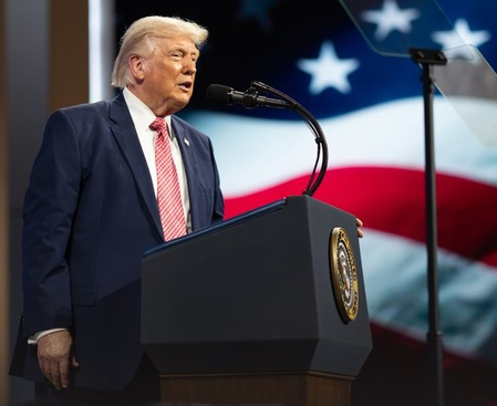 Trump ties Iran action to market resilience