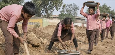 UP: Schoolchildren allegedly forced into manual labour in Banda; viral video sparks outrage