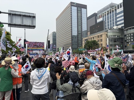 Progressive civic group holds protest rally outside US Embassy in South Korea