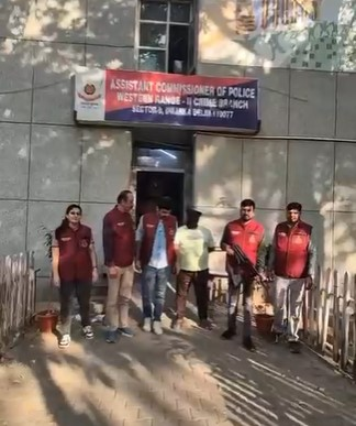 Delhi Police nab absconding gangster in Rs 2 crore extortion case