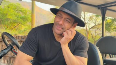 Salman Khan shares street-smart witty life advice: Topi khud pehno kisi ko pehnao nahi