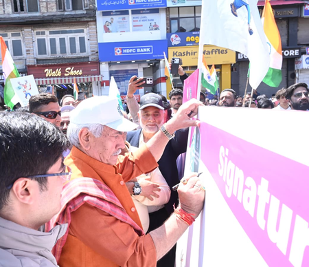 J&K L-G Manoj Sinha seeks public support in fight against drug abuse