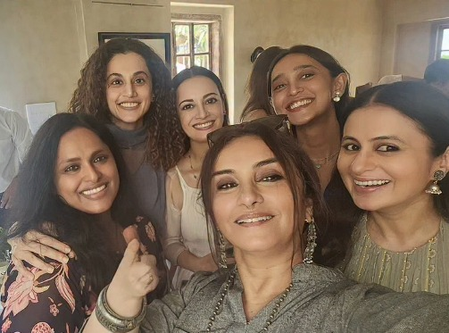 Divya Dutta enjoys a wonderful evening with the ladies: When gals have all the fun