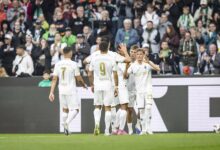 Monchengladbach beat Dortmund to secure Bundesliga safety