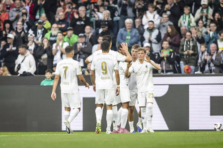 Monchengladbach beat Dortmund to secure Bundesliga safety