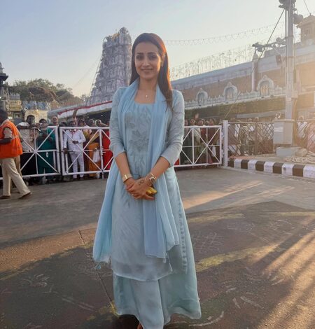 Samantha greets Trisha on her birthday; calls her an “indomitable force”