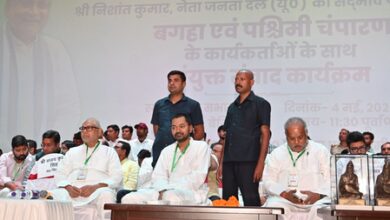 Bihar: Nishant Kumar arrives in Valmikinagar, receives a grand welcome