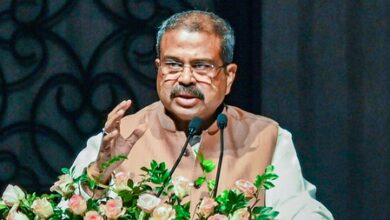 Democracy in Bengal being held at gunpoint: Dharmendra Pradhan on Mamata’s refusal to resign
