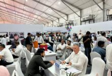 ‘Reverse Buyer-Seller Meet’ in Surat connects Gujarat MSMEs with 15 countries