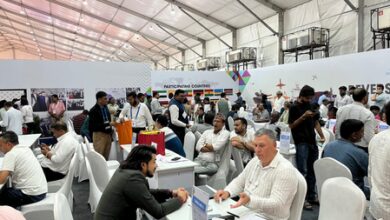 ‘Reverse Buyer-Seller Meet’ in Surat connects Gujarat MSMEs with 15 countries