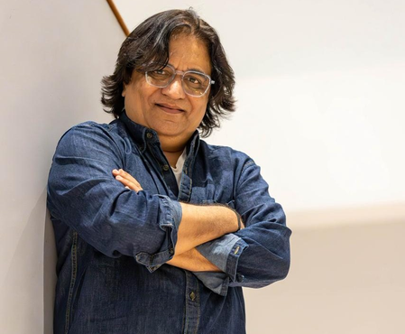 Swanand Kirkire on reuniting with Sudhir Mishra after 18 years: This is going to be the fifth time