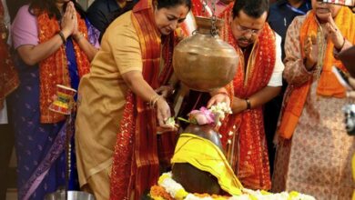 Bengal victory: Delhi CM Rekha Gupta offers prayers at Kali Temple in CR Park