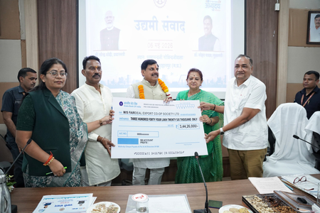 CM Mohan Yadav assures full support to traders, pushes industry growth in Burhanpur