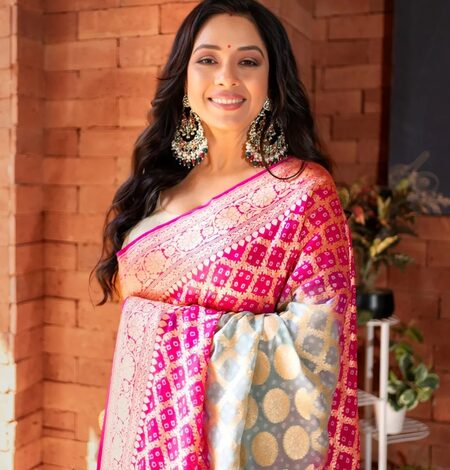 Rupali Ganguly plants a tree in her father’s name ahead of World Environment Day