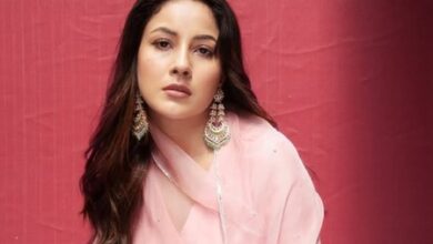 Shehnaaz Gill professes love for her favourite IPL team: ‘Dil RCB main hai’