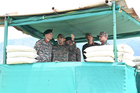 Manipur: Top Army officer reviews security preparedness in forward areas of Red Shield Division