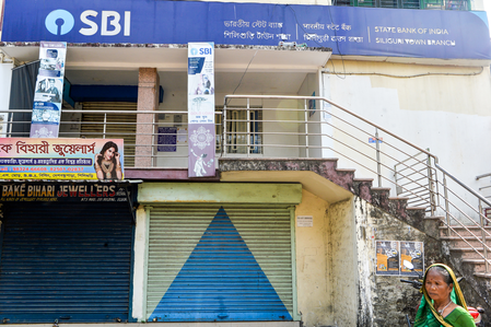 SBI Q4 profit rises 5.6 pc to Rs 19,684 crore; FY26 earnings cross Rs 80,000 crore