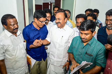 Congress finally decides for Kerala: VD Satheesan to be the new CM Congress finally decides for Kerala: VD Satheesan to be the new CM