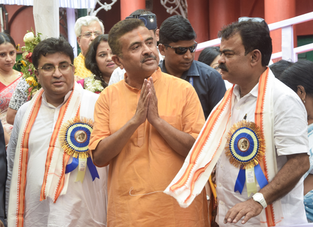 Best wishes pour in as Suvendu Adhikari takes oath as first BJP CM of Bengal