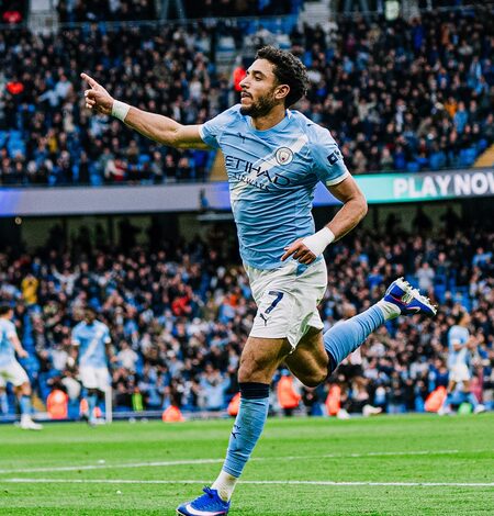 Premier League: Manchester City move two points close to Arsenal with win over Brentford