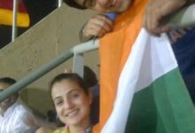Ameesha Patel drops a throwback pic with Ranbir Kapoor from the 2011 World Cup final