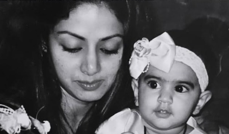 Khushi Kapoor remembers mom Sridevi with some unseen pics with the legend