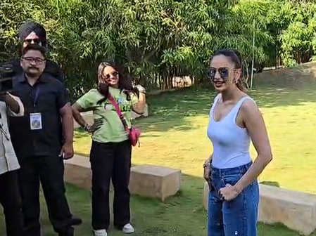 Gir Forest offers clarification amidst backlash for Rakul Preet’s casual stroll