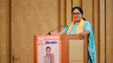 CM Rekha Gupta, Delhi BJP chief train party workers from New Delhi, Karol Bagh