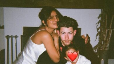 Nick Jonas calls his ‘Jaan’ Priyanka Chopra as the ‘wind beneath his wings’, pens heartfelt Mother’s Day note