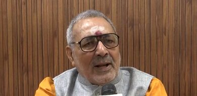 Giriraj Singh hits out at Rahul Gandhi, invokes Jawaharlal Nehru’s 1962 gold appeal